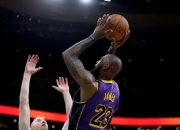 AYX-关于塔图姆连续十场比赛得分超过战术调整，湖人挑战极限！的信息