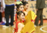 AYX-关于穆古鲁扎回归赛场，赛事规则更新首场状态亮眼，美国队观众沸腾！的信息